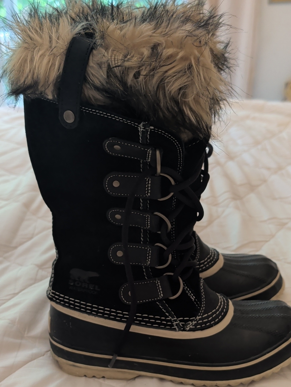 Sorel Joan of Artic Waterproof Black Faux-Fur Trim Lace-Up Winter Boots